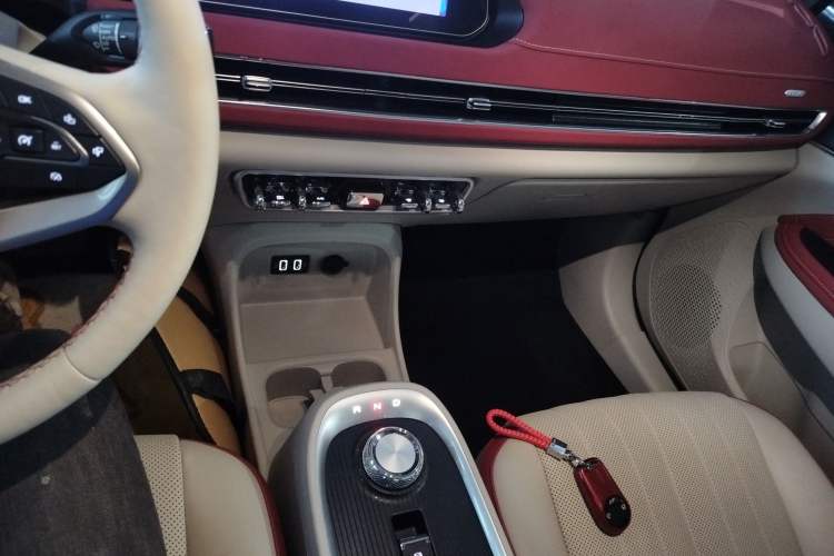 Used ORA Good Cat 2022 500 km Long-Range Luxury Version Lithium-NMC
