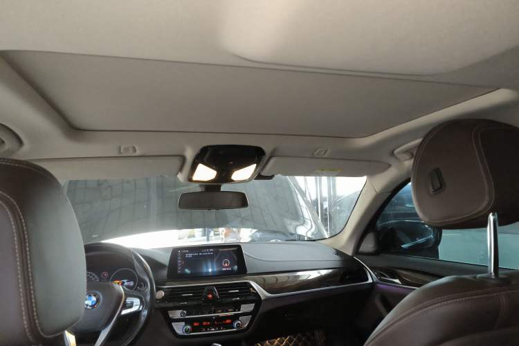 Used BMW 5 Series 2019 Facelifted 525Li Luxury Package