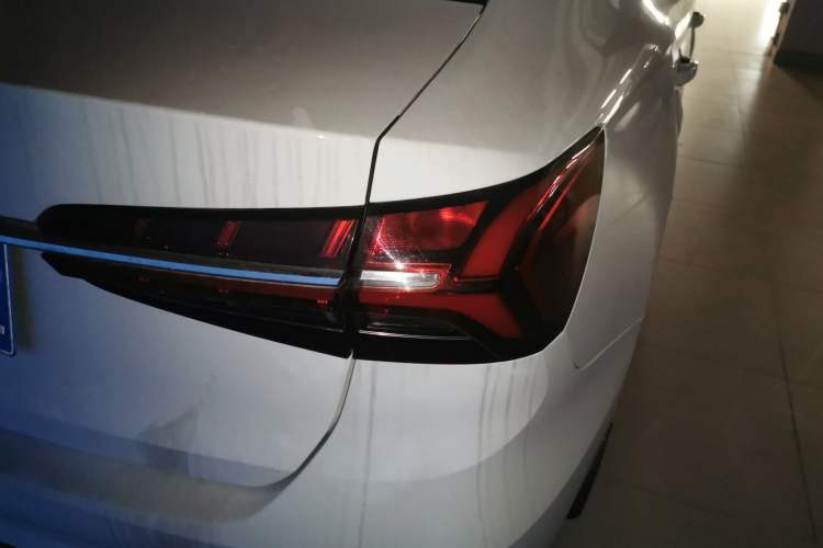 Used Roewe i5 2021 1.5L Manual Platinum Edition
