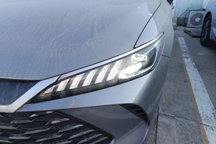 Used BYD Qin PLUS 2025 DM-i Smart Drive 55KM Leading Model
