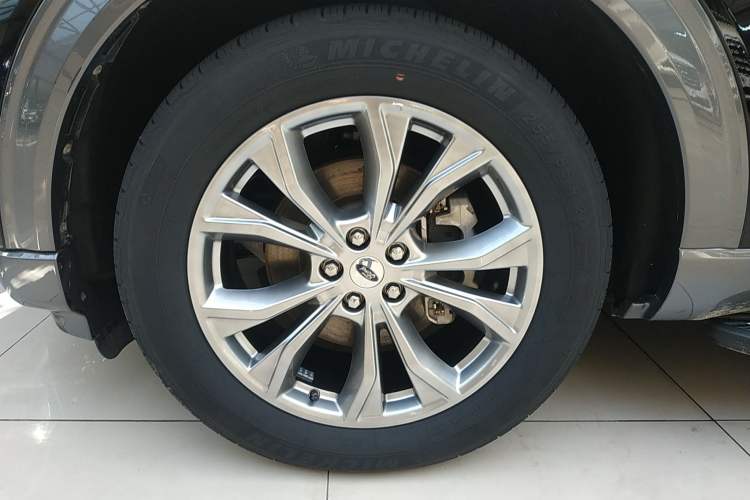 Used Ford Explorer 2020 EcoBoost 285 4x4 Trend Edition 7-Seater