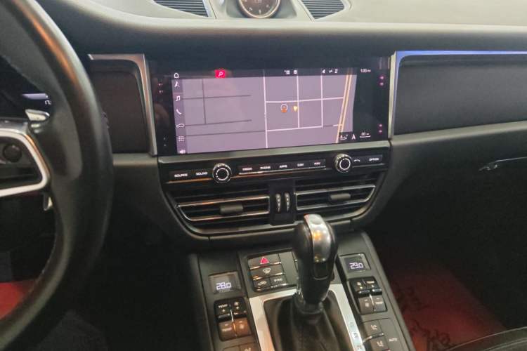 Used Porsche Macan 2018 Macan 2.0T
