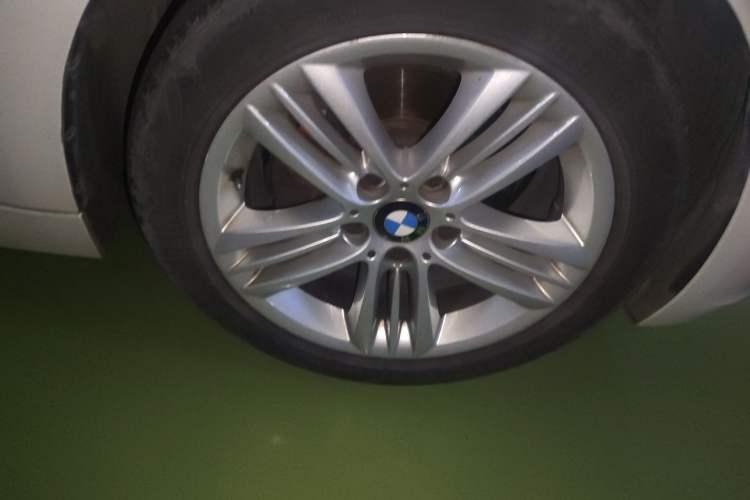 Used BMW 3 Series 2017 320Li Fashion Model
