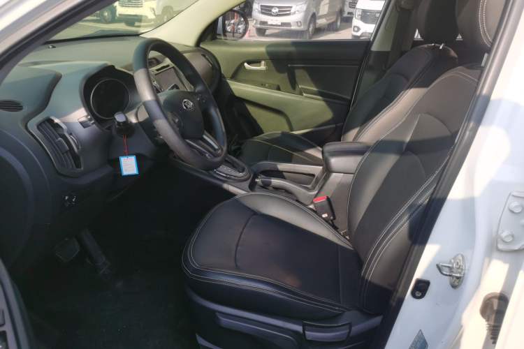 Used Kia Sportage R 2015 2.0L Automatic Two-Wheel Drive GL
