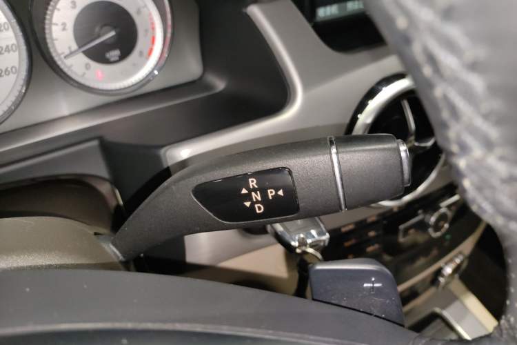 Used Mercedes-Benz GLK-Class 2015 GLK 260 4MATIC Dynamic Edition Ultimate Version
