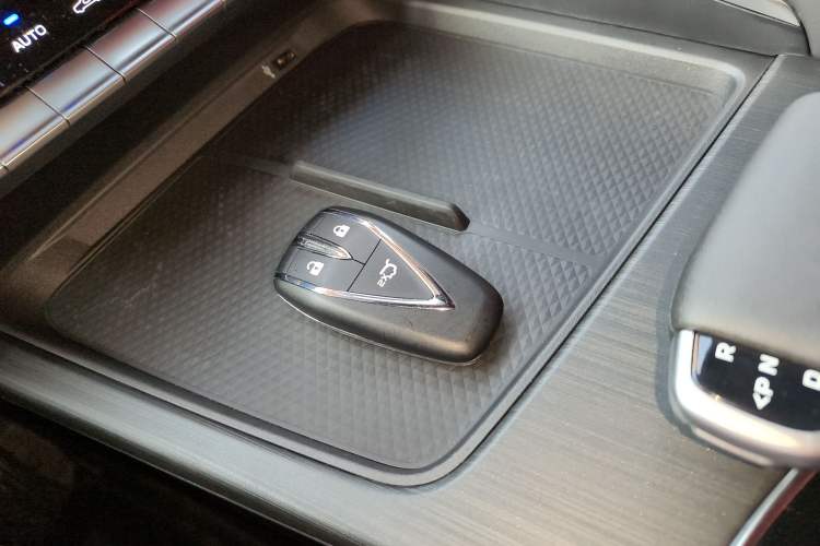 Used Changan UNI-T 2020 1.5T Prestige Version
