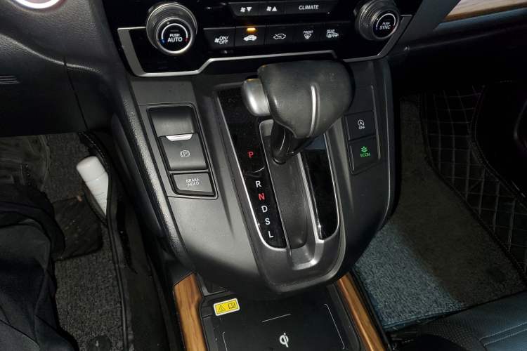 Used Honda CR-V 2021 240TURBO CVT 2WD Fashion Edition
