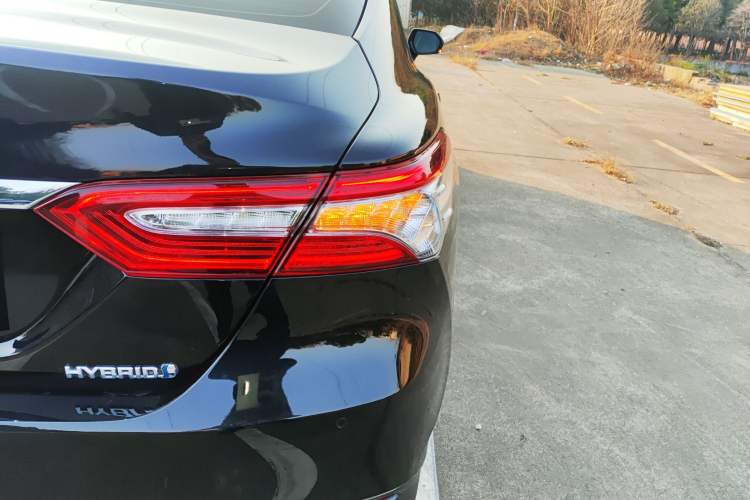 Used Toyota Camry 2019 Dual-Engine 2.5 HG Luxury Edition China VI Standard
