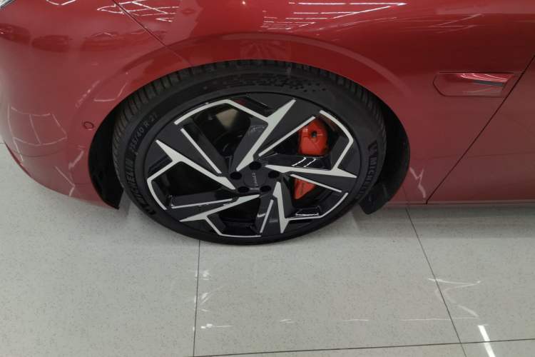 Used Lynk & Co Z10 2025 95 kWh 702 km All-Wheel Drive Intelligent Driving Ultra
