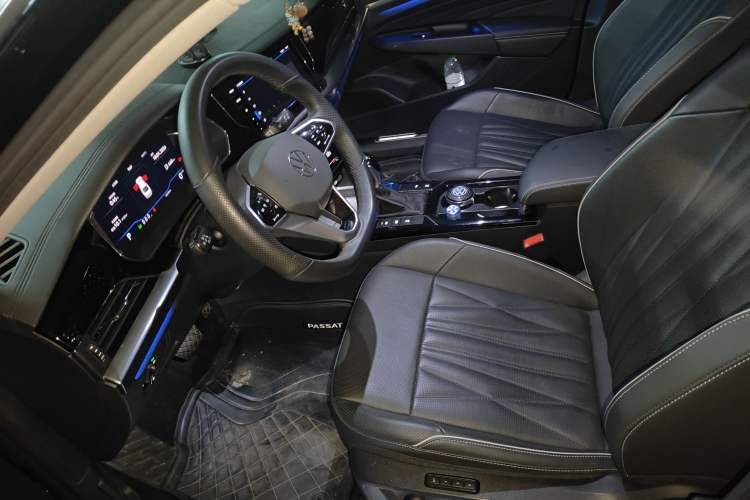 Used Volkswagen Passat 2023 Restyled 330TSI Starry Luxury Edition