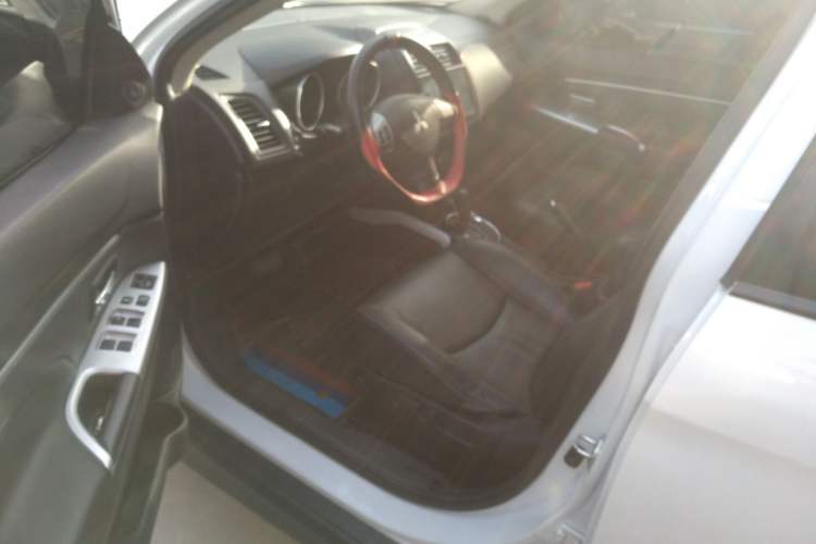 Used Mitsubishi ASX 2018 2.0L CVT Two-Wheel Drive Deluxe Edition
