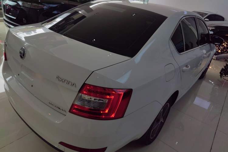 Used Skoda Octavia 2016 1.6L Automatic Chuanxing Edition
