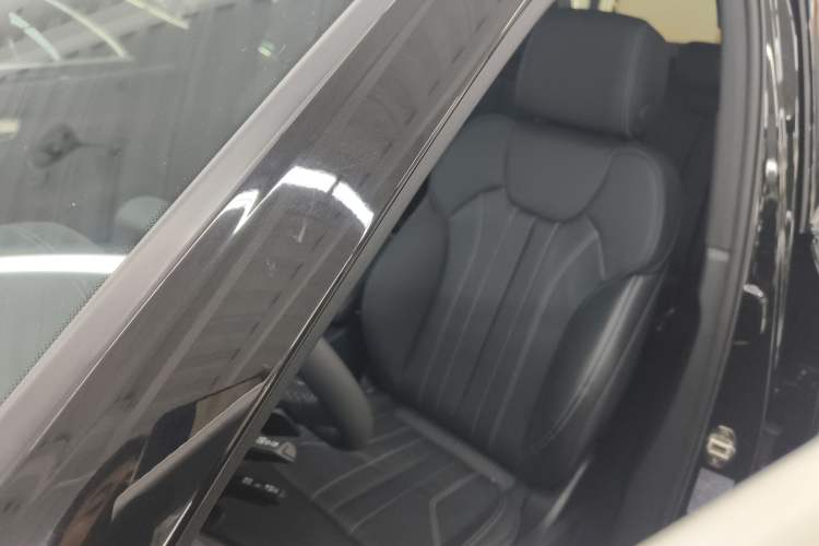 Used Audi Q5L 2024 45 TFSI Luxury Dynamic Model
