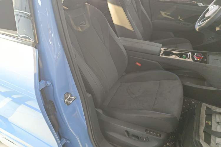 Used Volkswagen Tiguan L 2024 PRO 380TSI Four-Wheel Drive R-Line Prestige Edition
