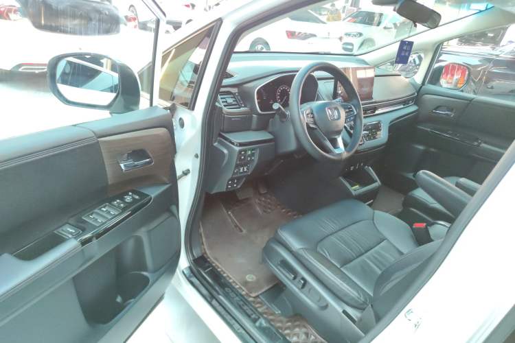 Used Honda Odyssey 2022 2.0L eHEV Sharp Enjoyment Edition
