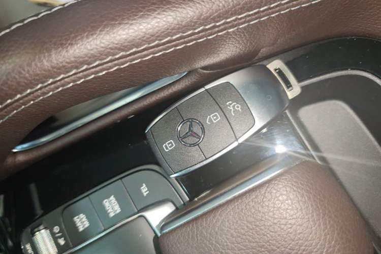 Used Mercedes-Benz GLE 2022 GLE 350 4MATIC Stylish Model
