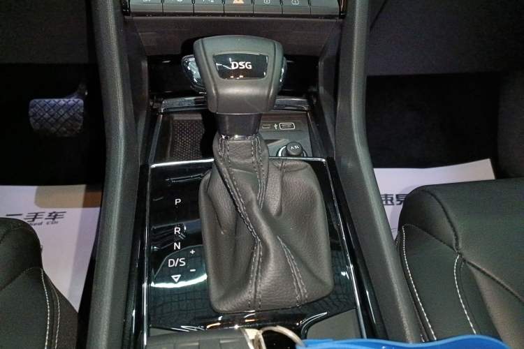 Used Skoda Kodiaq 2021 TSI330 7-Seater Two-Wheel-Drive Luxury Plus Edition