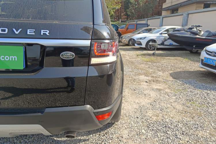 Used Land Rover Range Rover Sport 2014 3.0 SC V6 HSE
