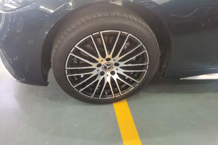 Used Mercedes-Benz C-Class 2023 Second Facelift C 260 L Sport Edition
