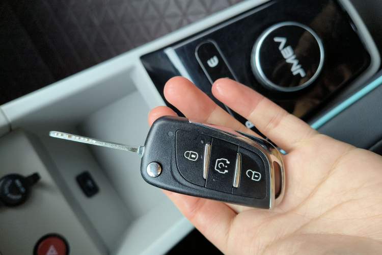 Used JMEV Xiao Qilin 2024 201km Comfort Version
