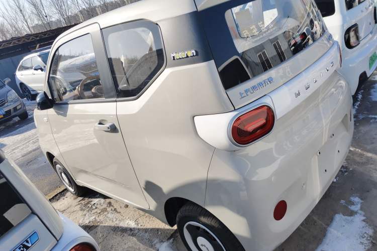 Used Wuling Hongguang MINIEV 2024 3rd Generation 215km Youth Edition