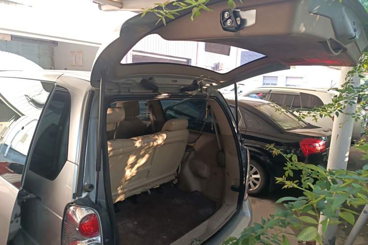 Used Buick GL8 2014 2.4L Classic Edition
