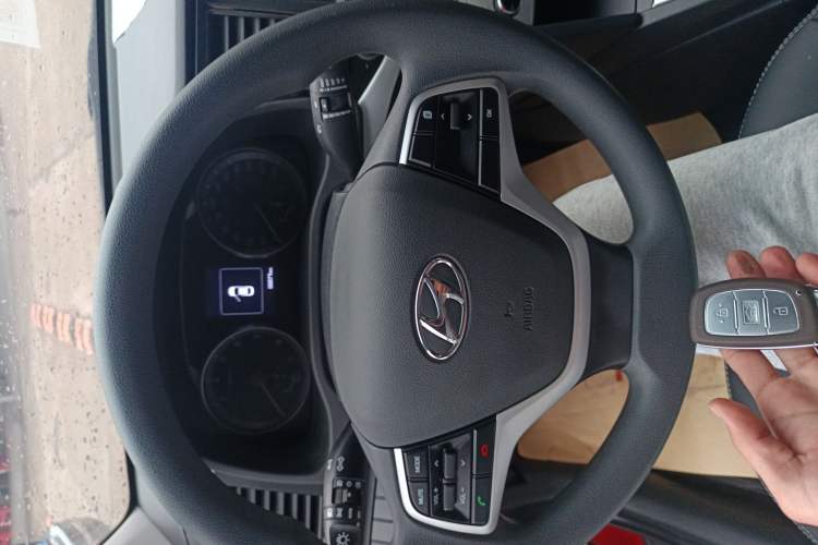 Used Hyundai Elantra 2016 1.6L Automatic ZhiXuan – Elite Version
