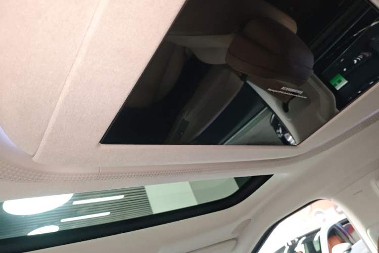 Used XPeng X9 2025 740 Ultra-Long Range Max