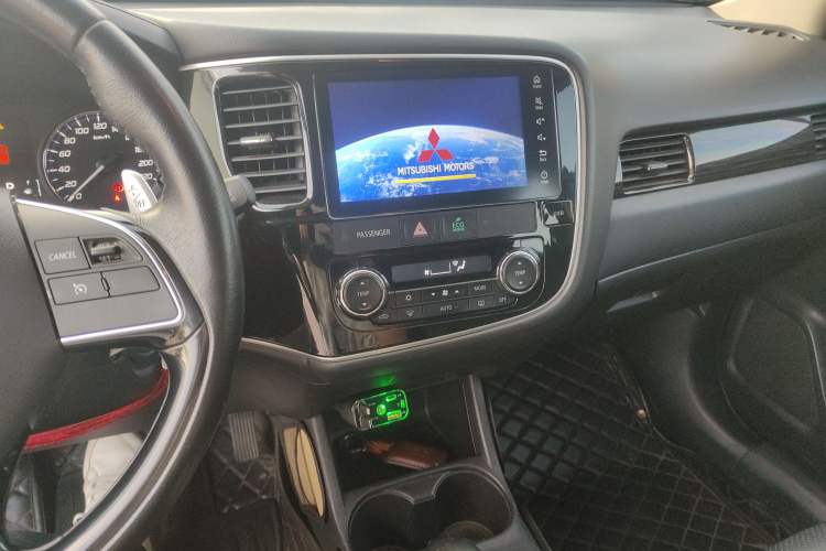 Used Mitsubishi Outlander 2016 2.4L 4x4 Elite Edition 5 Seats