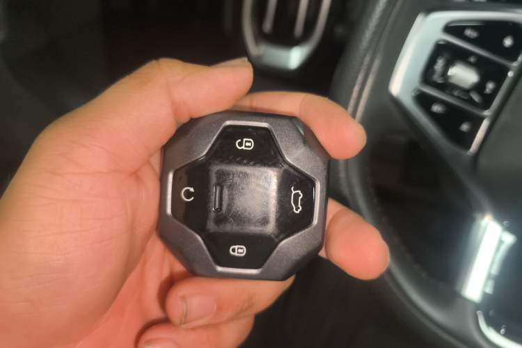 Used Jetour Traveler 2023 2.0T All-Wheel Drive Conquer PRO