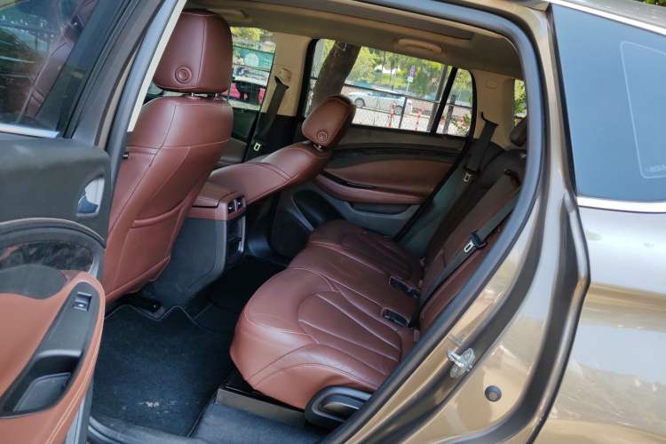 Used Buick Envision 2014 28T Four-Wheel Drive Elite Model
