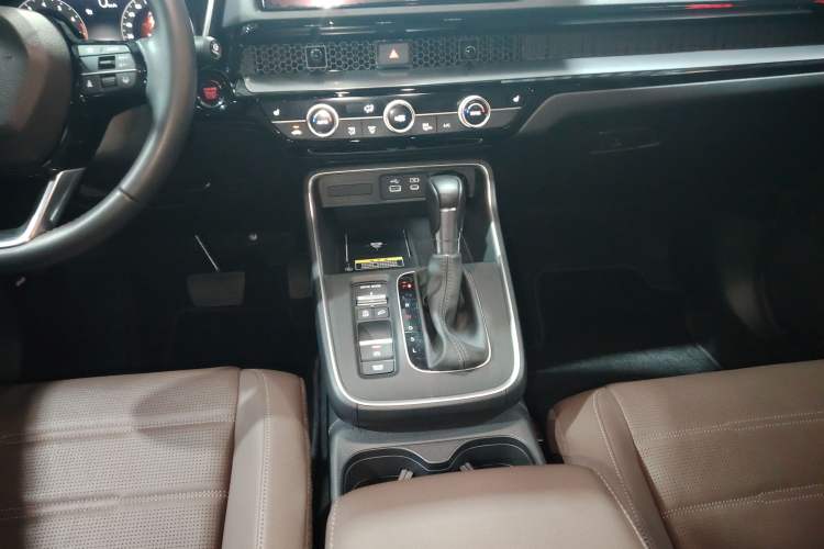 Used Honda CR-V 2023 240TURBO Two-Wheel Drive Deluxe Edition 7 Seats
