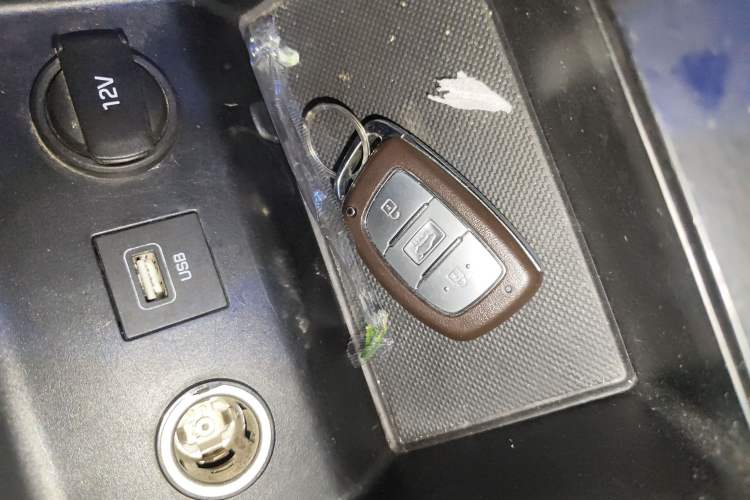 Used Hyundai Elantra 2020 1.4T Dual-Clutch Xuan Dong · Dynamic Version
