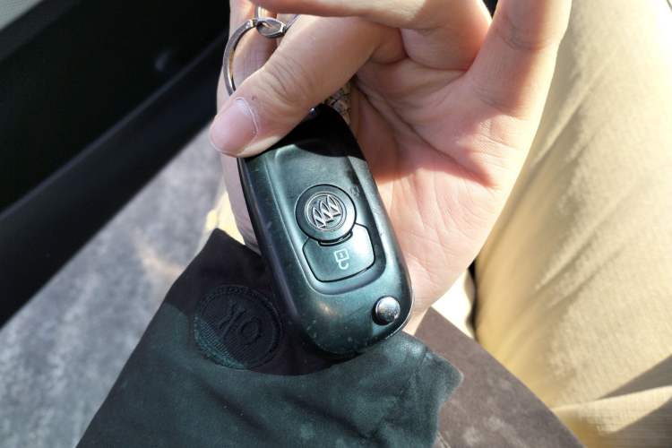 Used Buick GL6 2018 18T 6-Seater Elite Model
