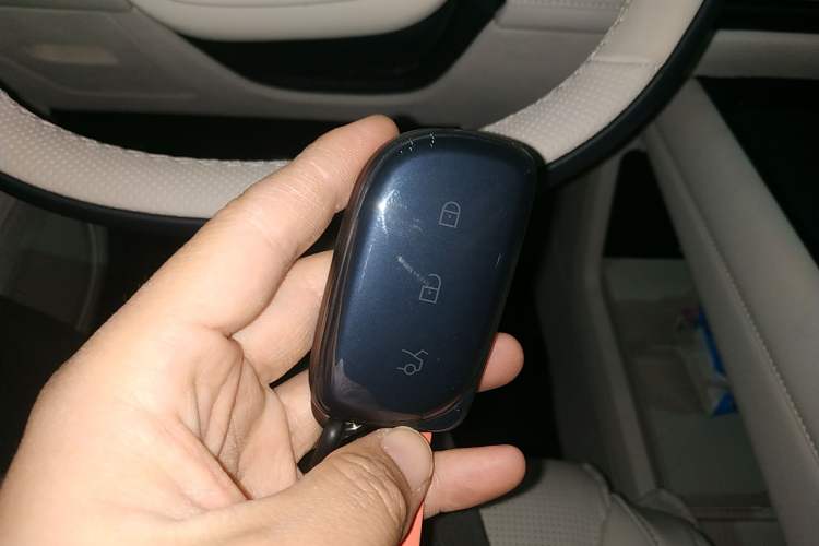 Used Lynk & Co 900 2025 2.0T Exploration Edition
