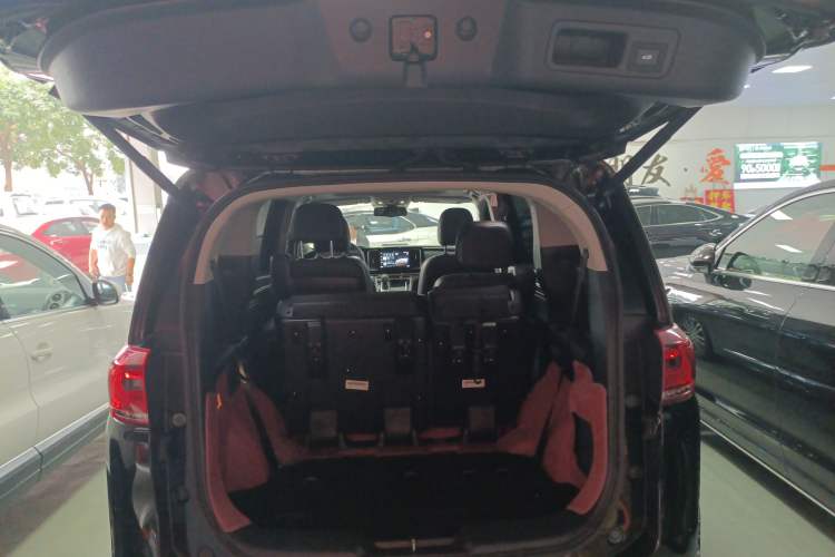 Used GAC Trumpchi M8 2023 Lingxiu Series 390T Prestige Edition