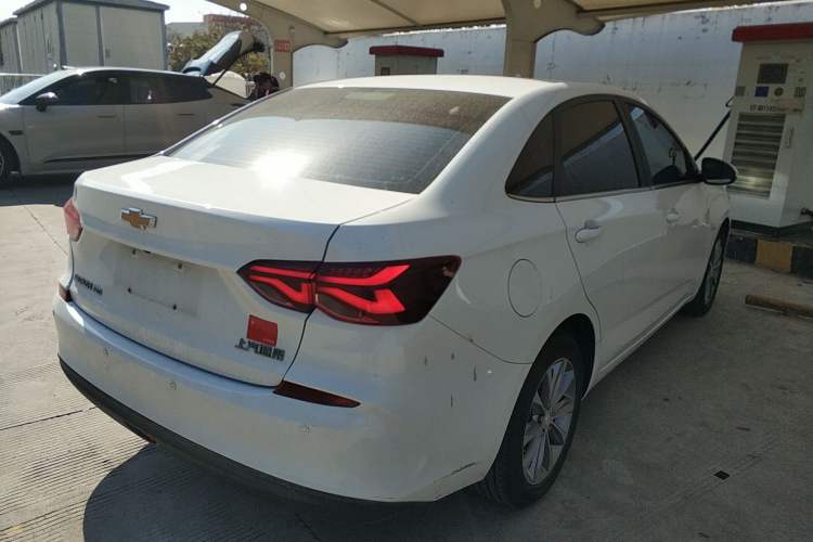 Used Chevrolet Monza 2021 320 Automatic Enjoyment Sunroof Edition