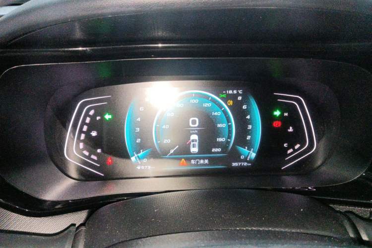 Used Oshan X5 2021 1.6L CVT Luxury Model
