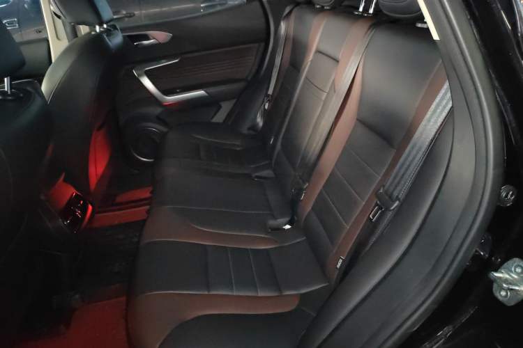 Used Wey VV5 2020 1.5T Two-Wheel Drive Smart Pioneer
