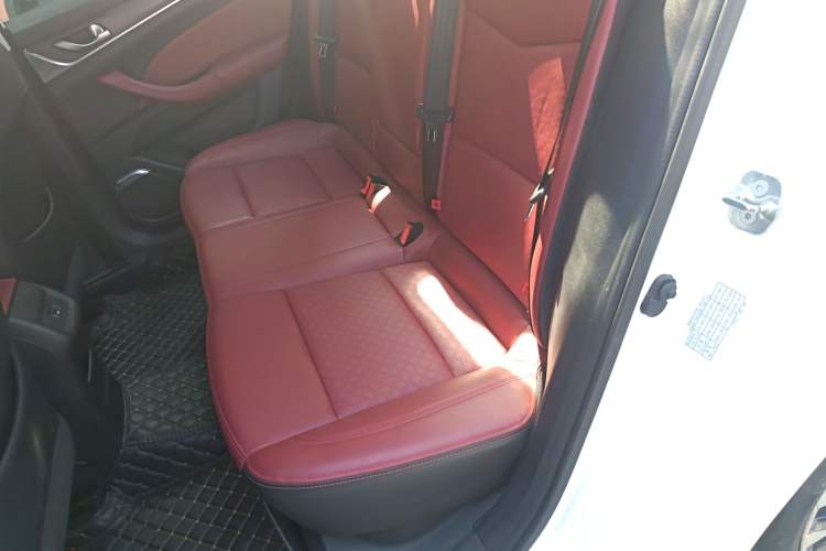 Used Changan Eado 2019 Blue Whale Edition 280T GDI DCT High-Speed Model
