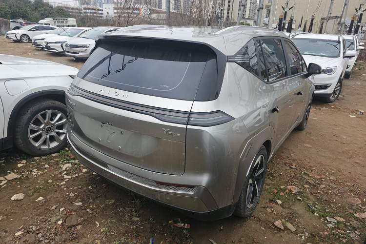 Used AION Y 2022 Plus 70 Smart Edition