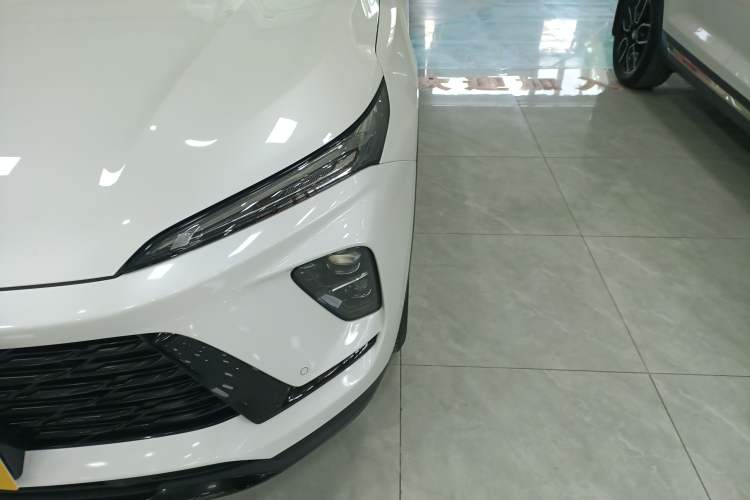 Used Buick Envision 2025 Encore Plus 28T Two-Wheel-Drive Platinum Edition