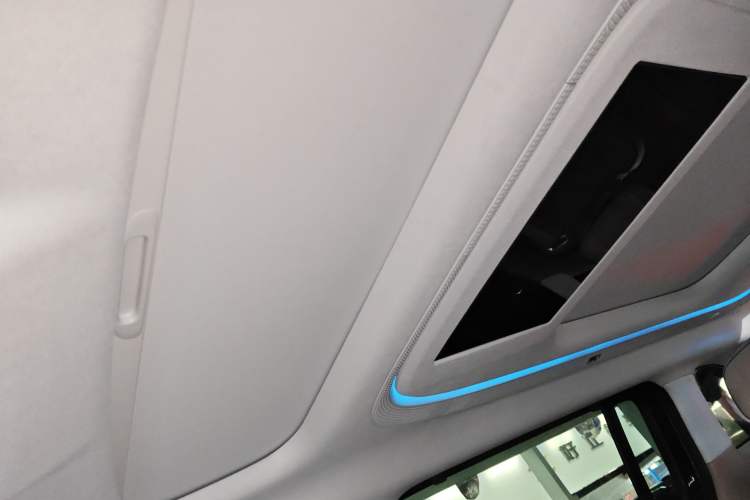 Used XPeng X9 2025 740 Ultra-Long Range Max
