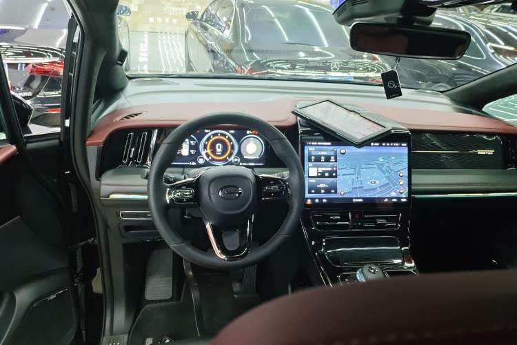 Used GAC Trumpchi M8 2023 Zongshi Series 400T Flagship Edition
