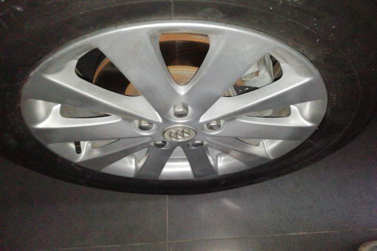 Used Buick GL8 2018 28T Luxury Model China VI Standard