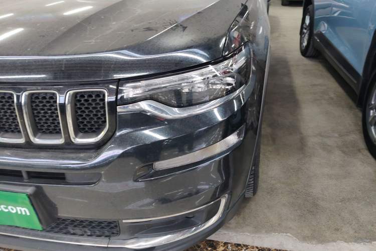 Used  Grand Commander 2020 2.0T Two-Wheel Drive Elite Version
