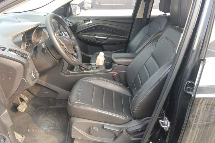 Used Ford Kuga 2017 EcoBoost 180 Two-Wheel-Drive Tiger Leap Model
