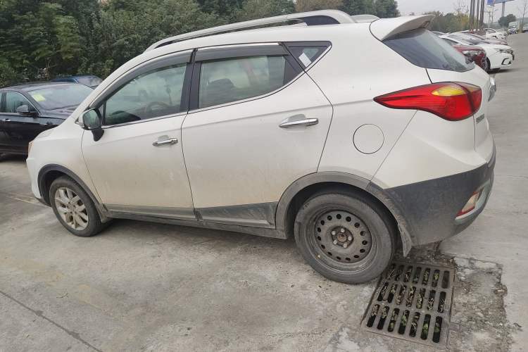 Used  Refine S3 2014 1.5L Manual Luxury Model
