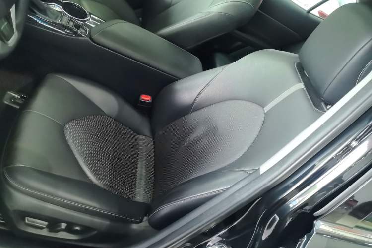 Used Toyota Camry 2018 2.5S Fēngshàng Edition
