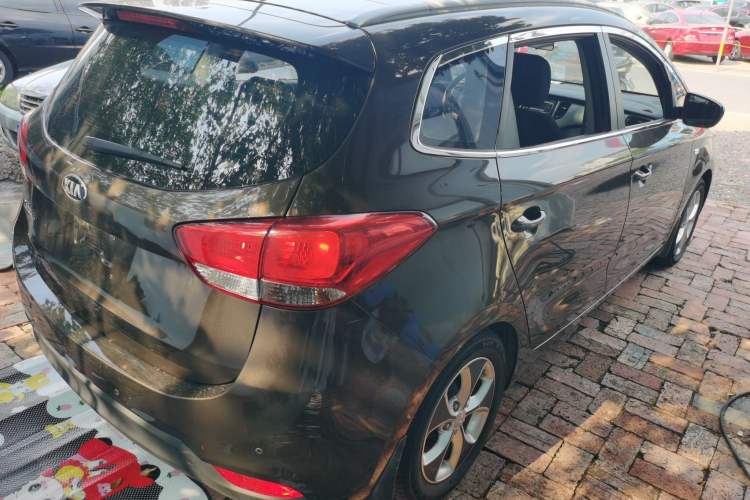 Used Kia Carens 2013 2.0L 7-Seater Automatic Standard Version China IV Standard
